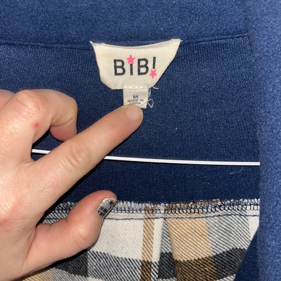 BIBI size medium like new shacket - Picture 2 of 4